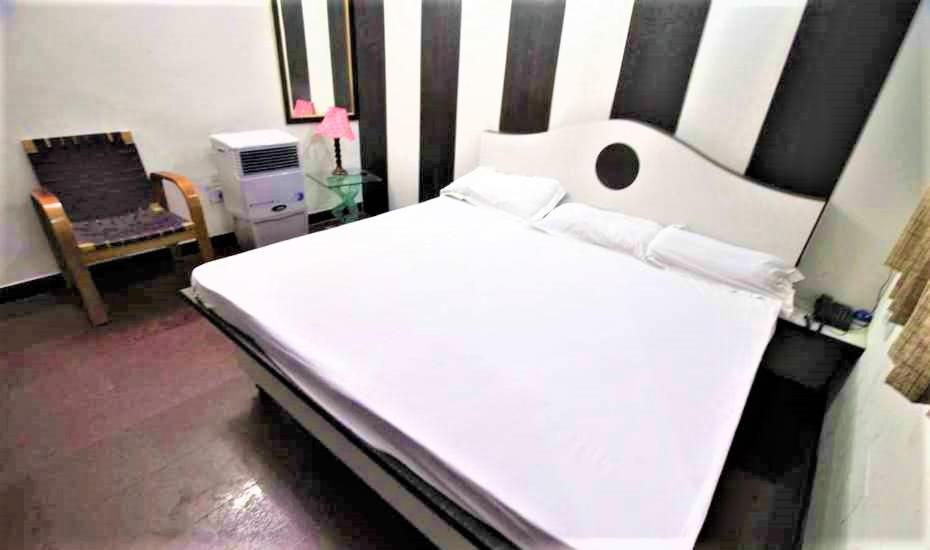 Central Guest House , Walk In Dargah & Markaz Nova Deli Exterior foto
