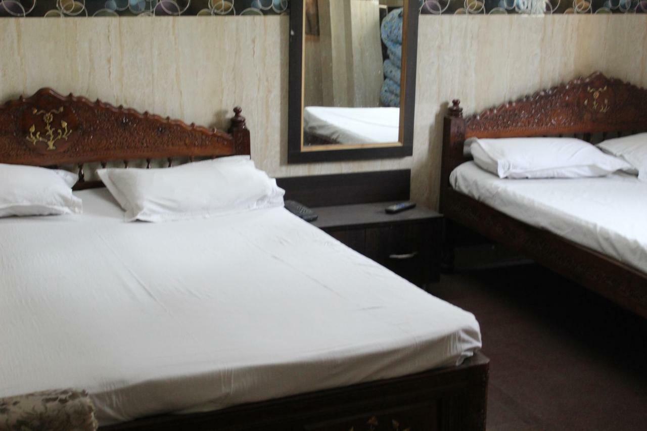Central Guest House , Walk In Dargah & Markaz Nova Deli Exterior foto